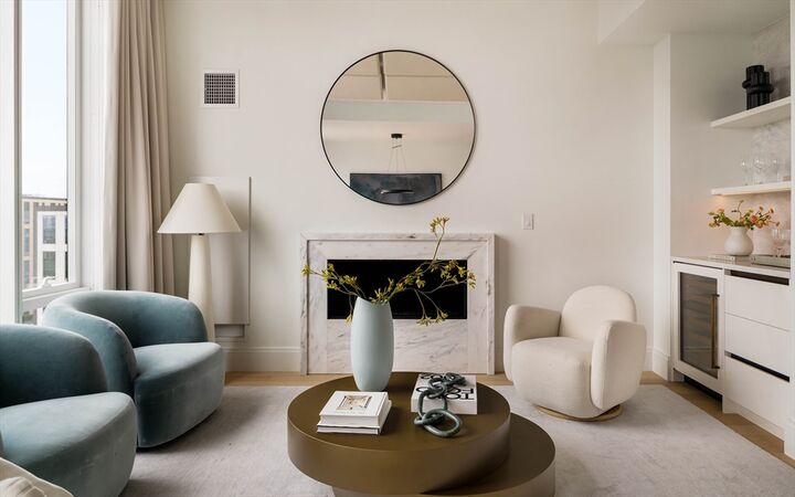 Property Photo:  380 Harrison Avenue Ph2g  MA 02118 