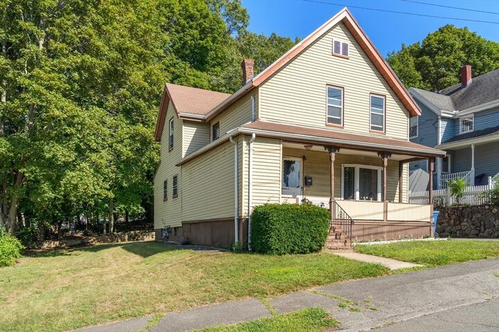 Property Photo:  6 Birch Hill Ave  MA 01880 