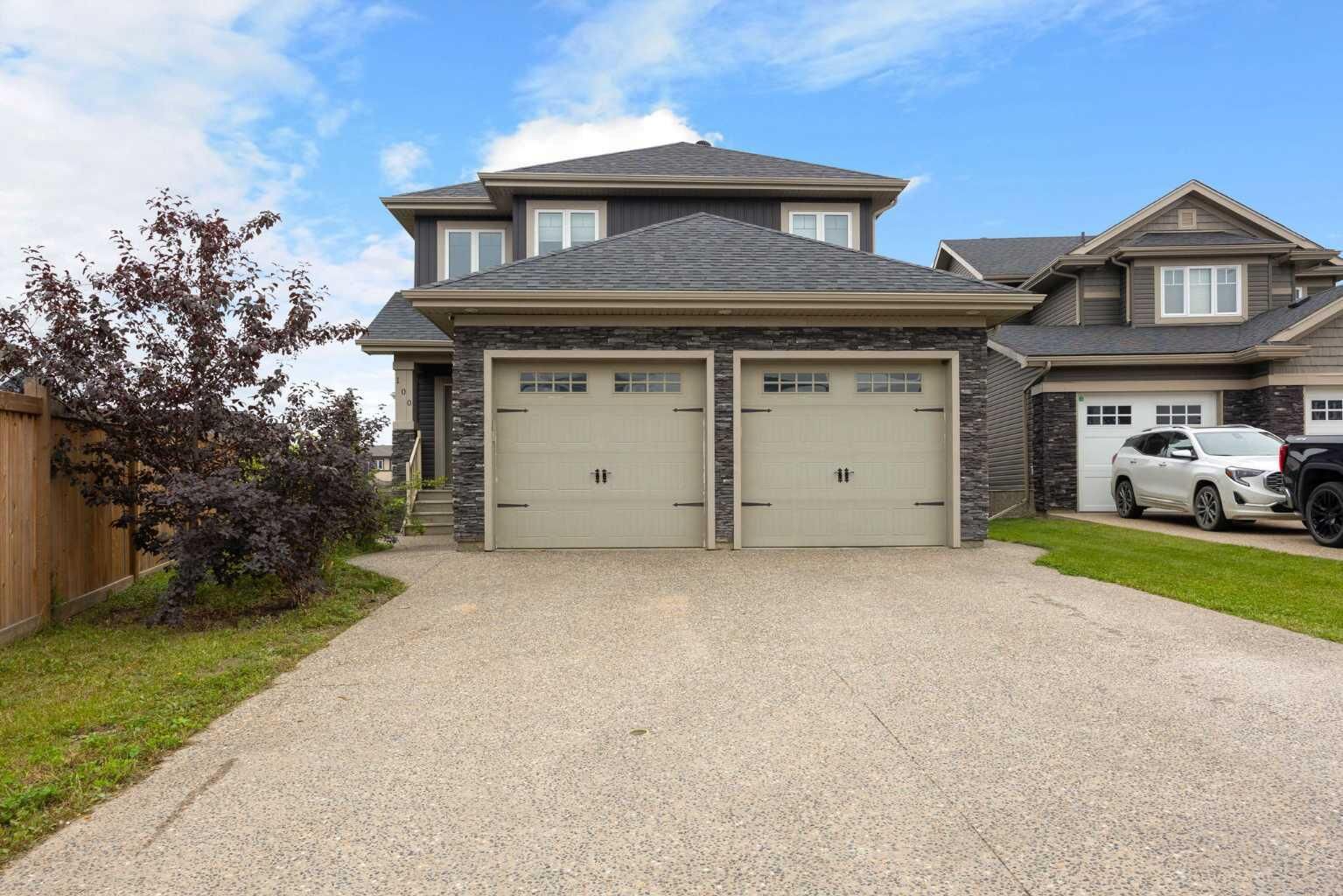 Property Photo: 100 Heibert Bay AB T9K 2X2