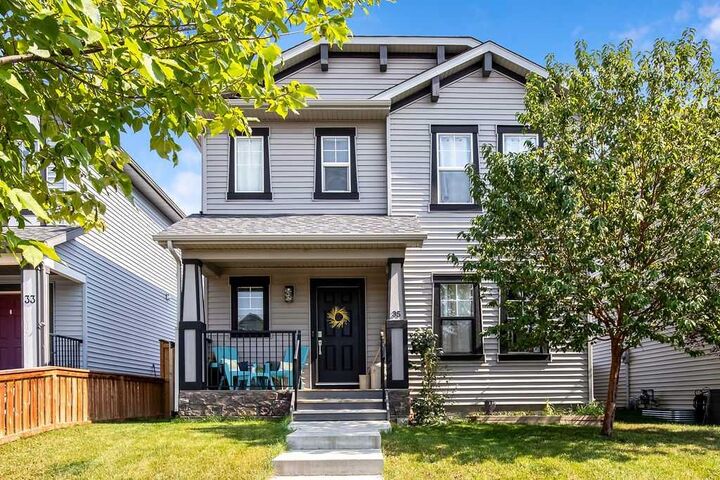 35 Drake Landing Boulevard  Okotoks AB T1S 0P8 photo