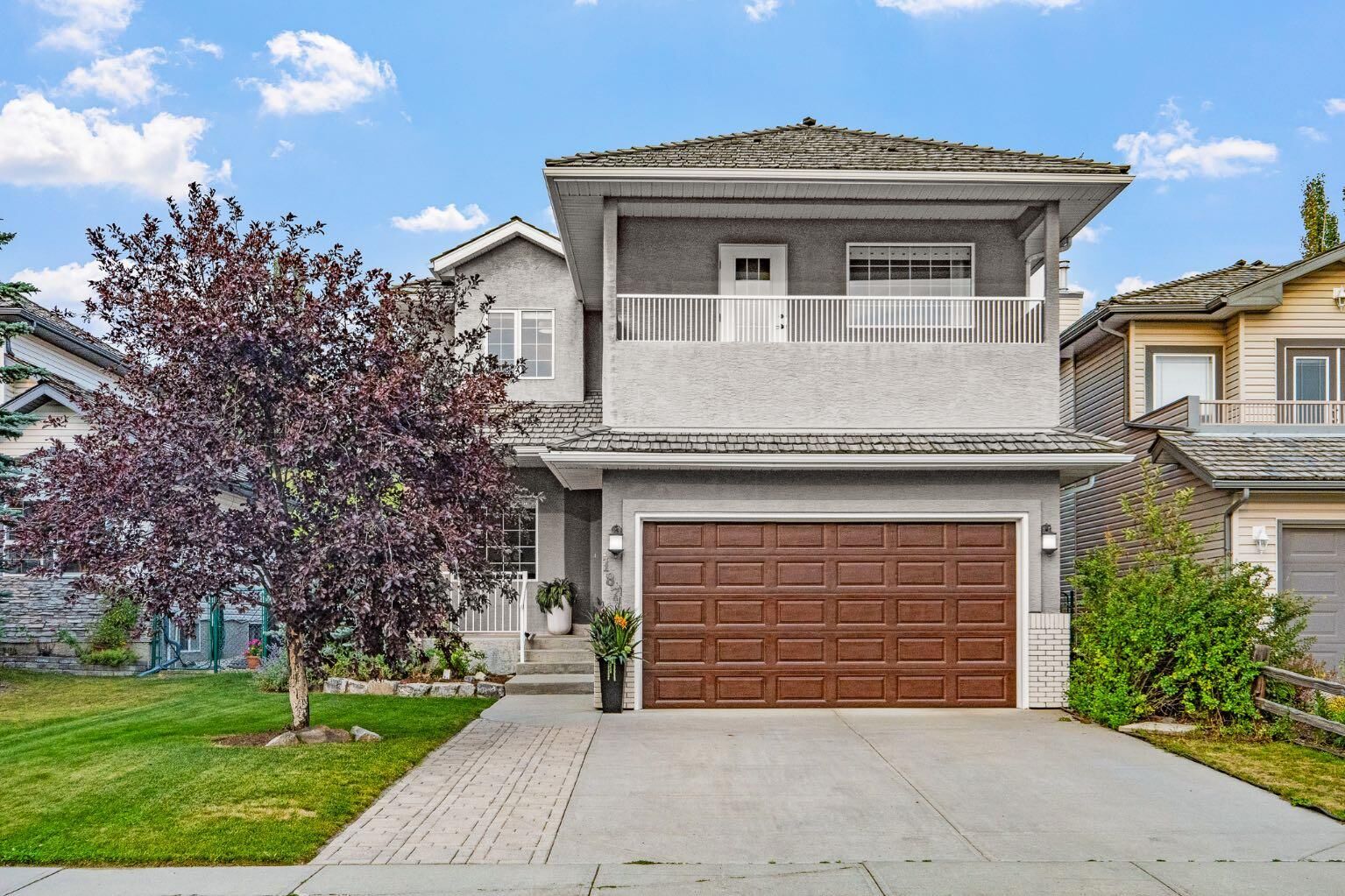 Property Photo: 187 Gleneagles View AB T4C 1W2