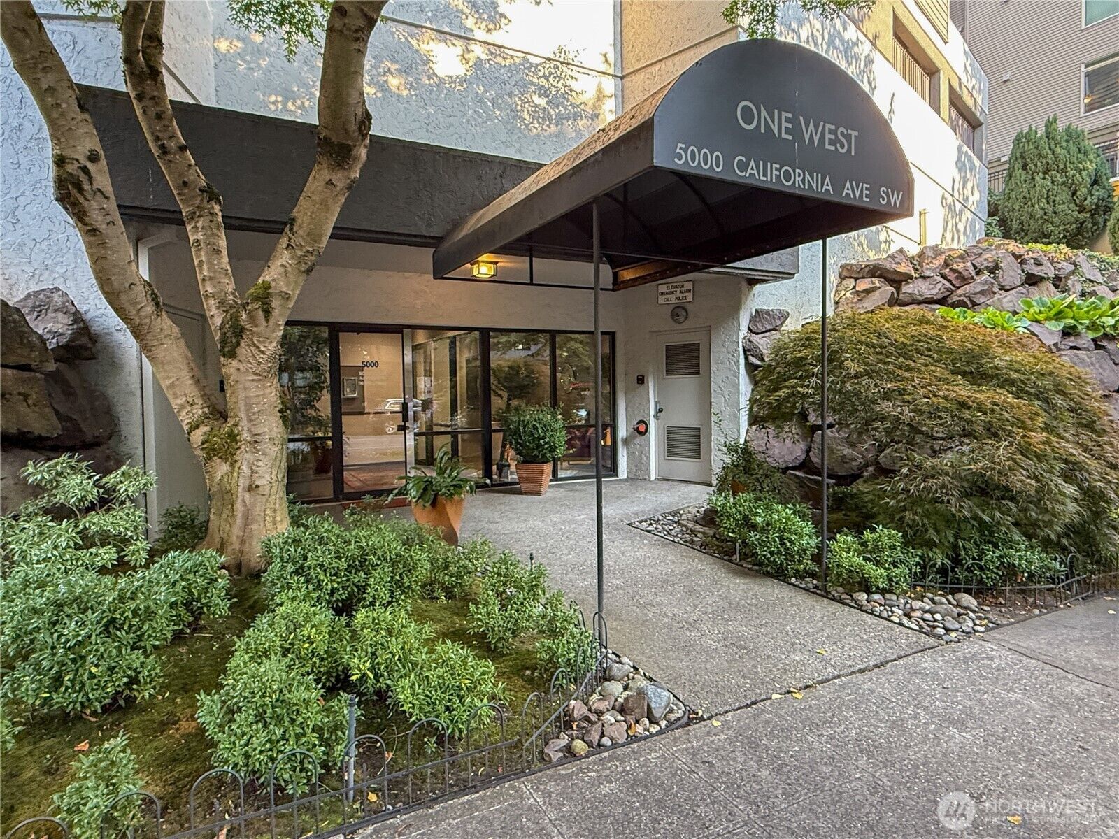 Property Photo: 5000 California Avenue SW 201 WA 98136