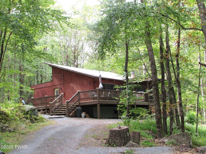 124 Hickory Drive  Lords Valley PA 18428 photo