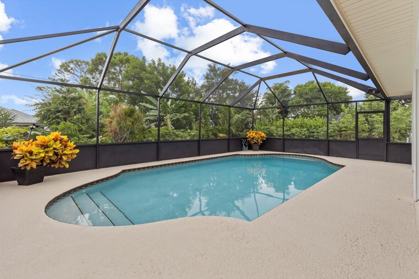 Property Photo: 2179 SE Stargrass Street FL 34984