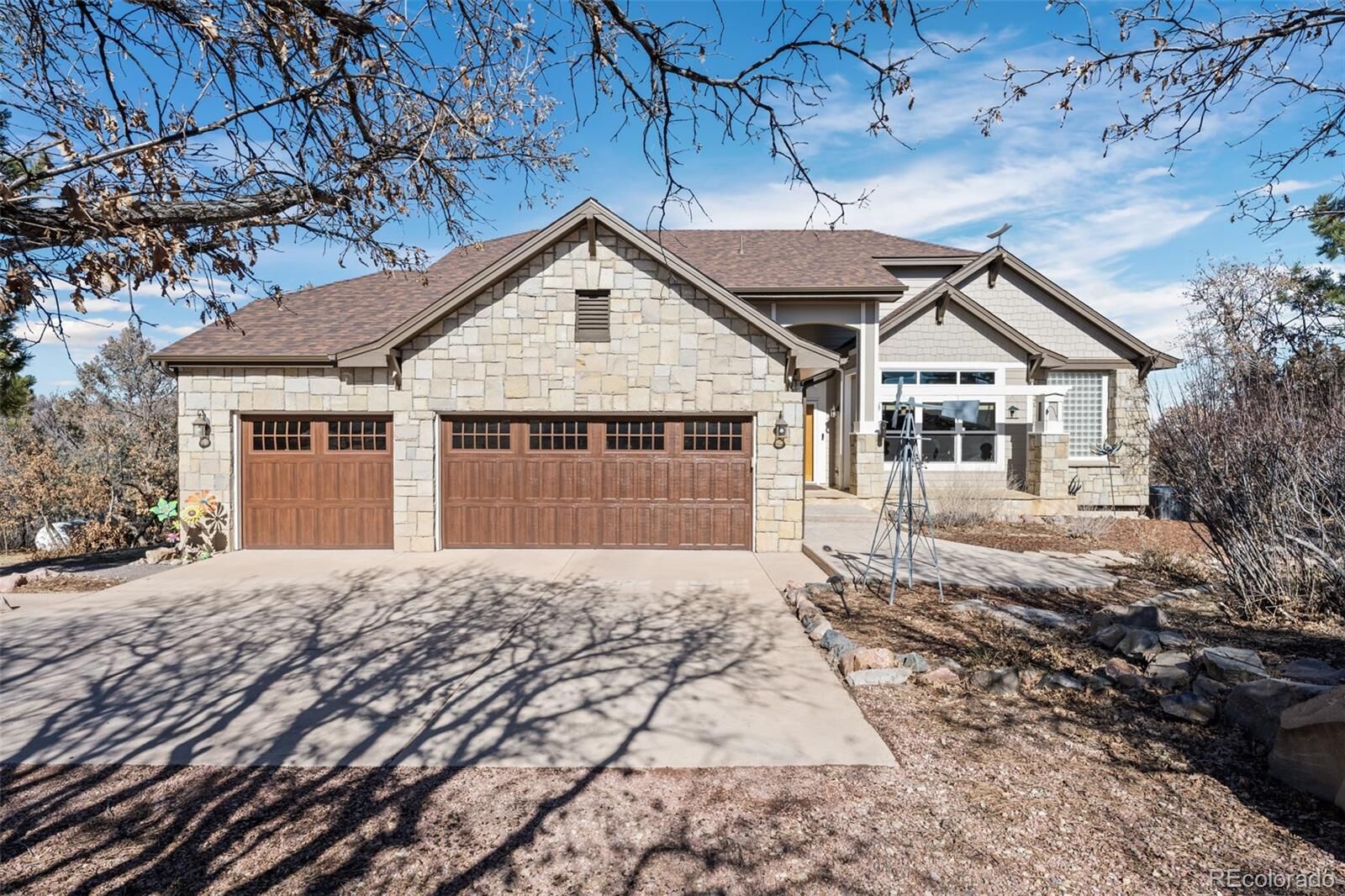 Property Photo: 4249 Oak Grove Way CO 80108
