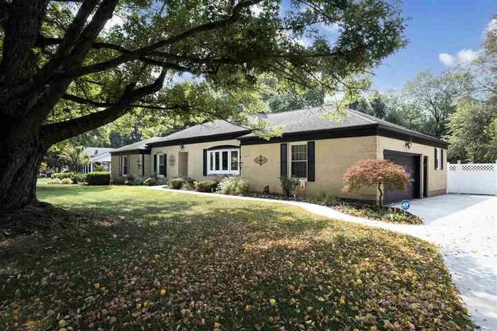 Property Photo: 3127 Dorothy Lane IN 47374