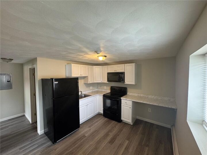 Property Photo: 54 River Street 4 RI 02893