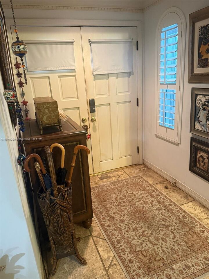 Property Photo:  401 Warren Ln  FL 33149 