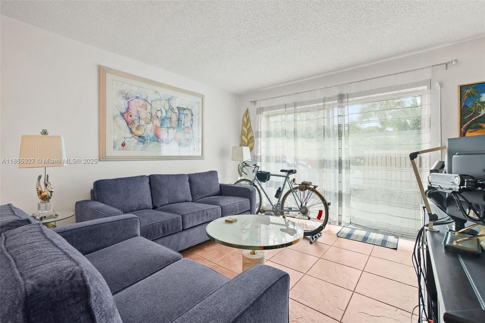 Property Photo:  450 SE 7th St 261  FL 33004 