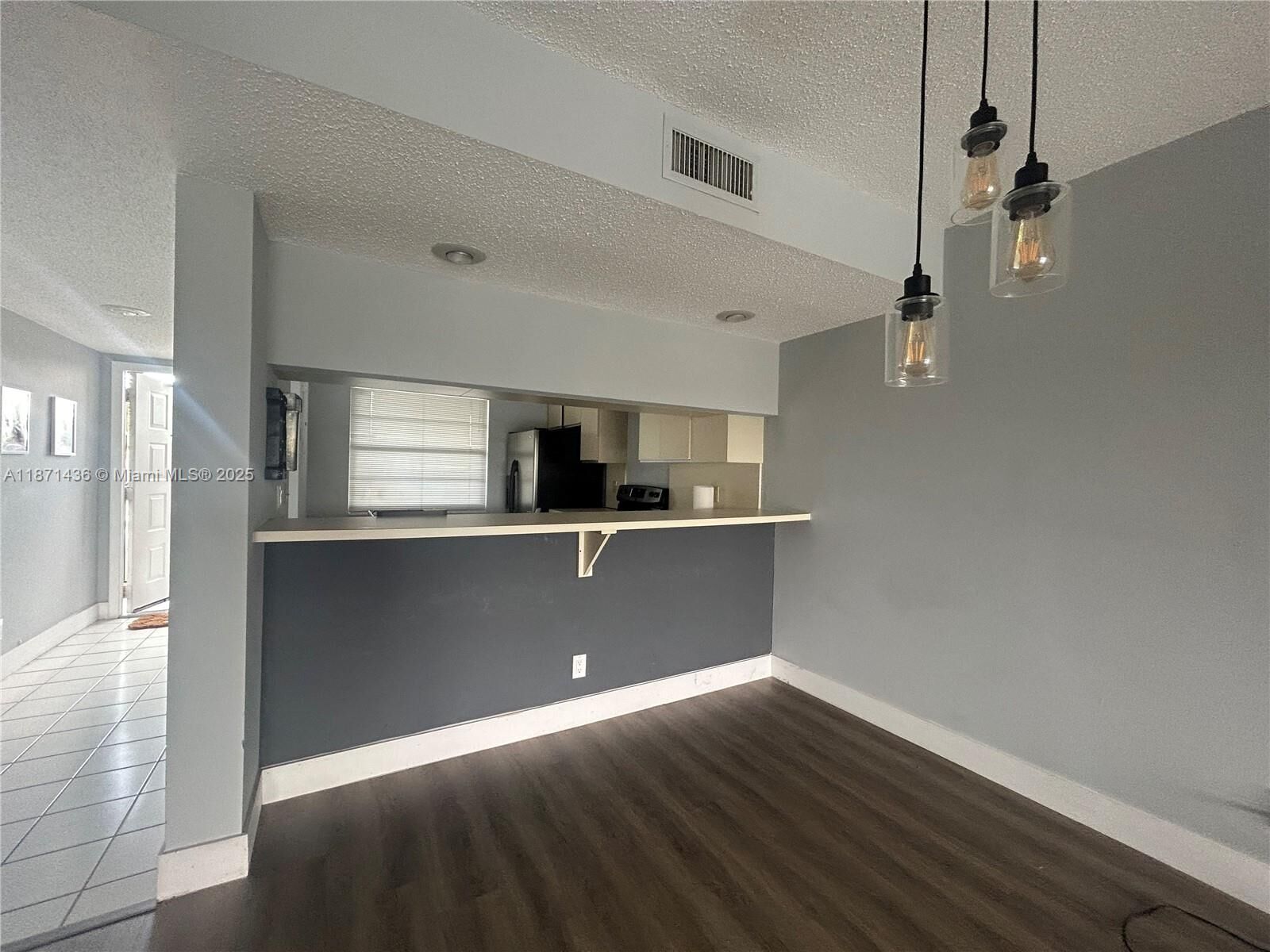 Property Photo: 3993 Cypress Reach Ct 303 FL 33069