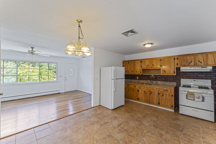 Property Photo:  35 Briarwood Drive  CT 06810 