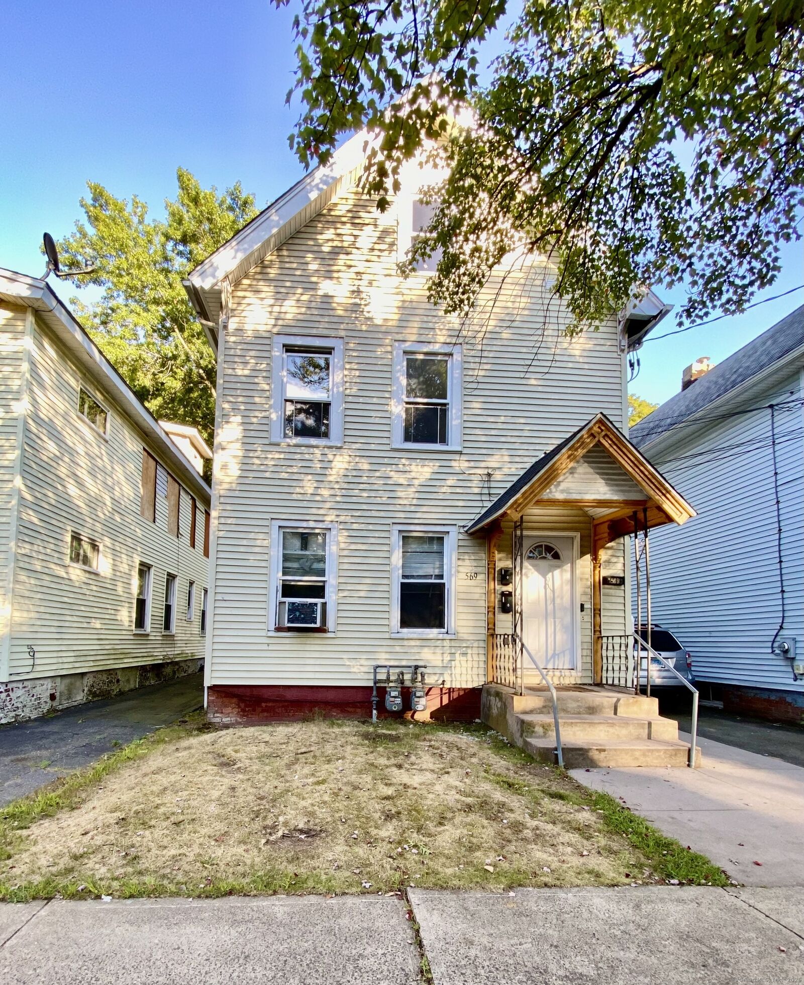 Property Photo:  569 Winthrop Avenue  CT 06511 