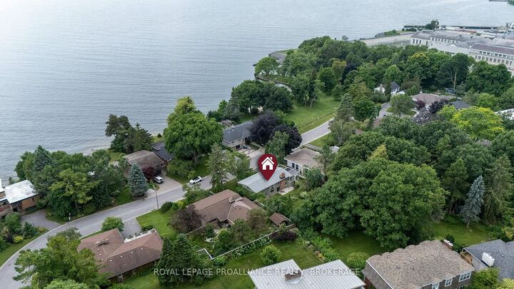Property Photo: 227 Alwington Place ON K7L 4P9