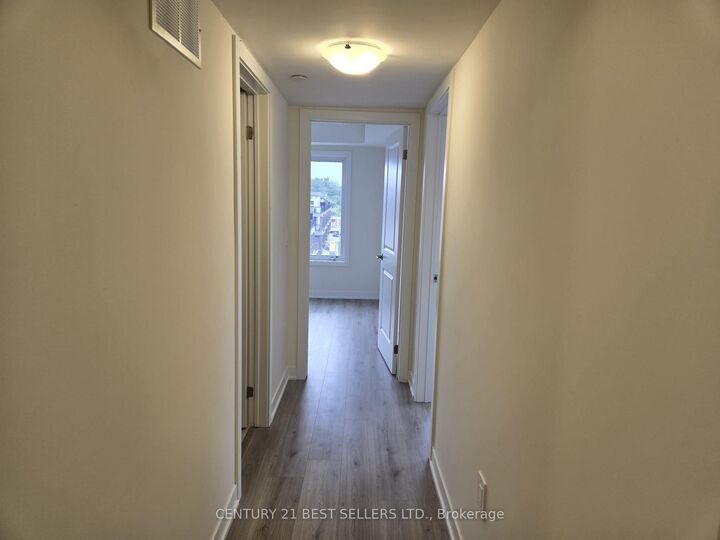 Photo de la propriété:  1695 Dersan Street 235  ON L1X 0S9 