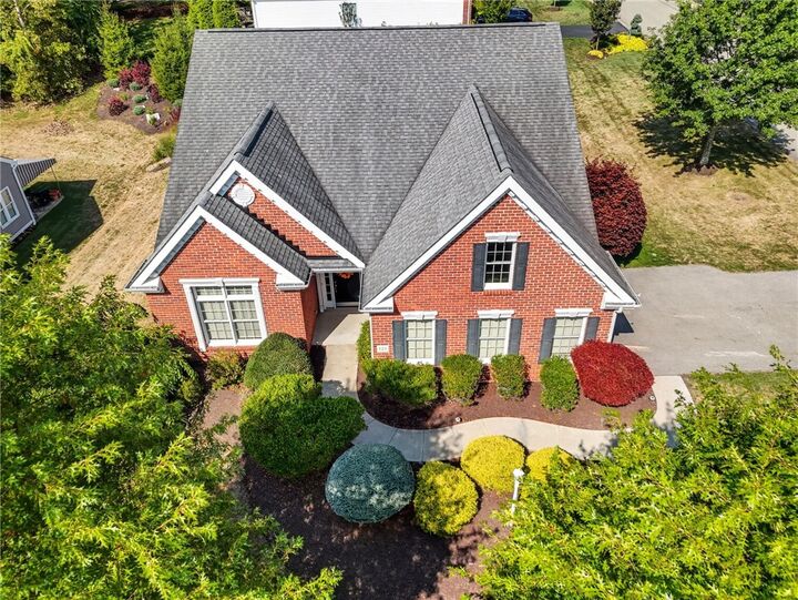 Property Photo:  121 Anglers Way  PA 15317