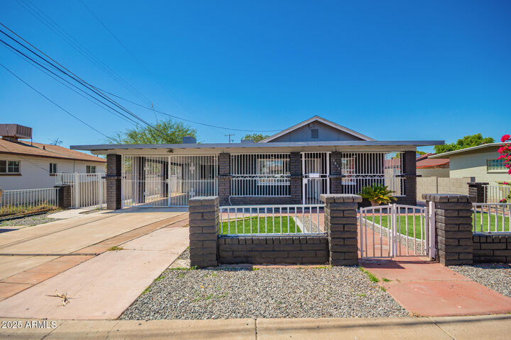 7414 N 54th Avenue  Glendale AZ 85301 photo