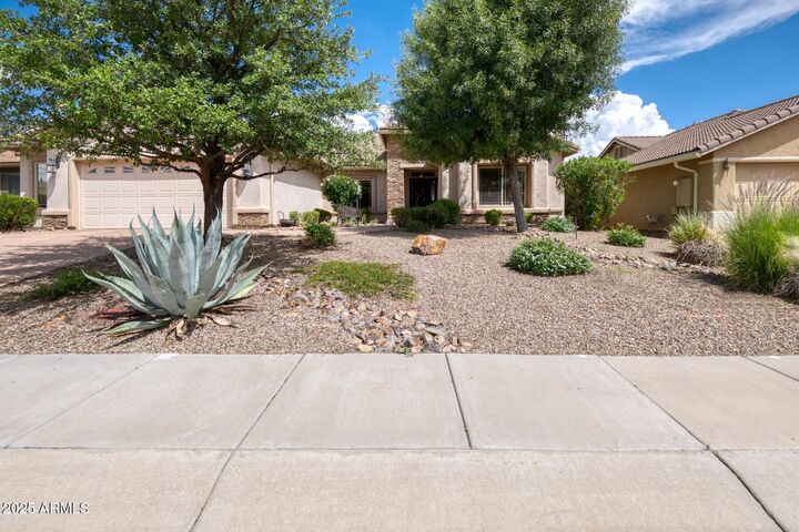Property Photo:  1953 Oak Winds Drive  AZ 85635 