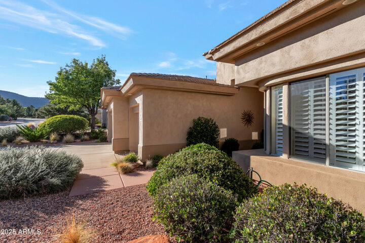 Property Photo:  669 Crown Ridge Road  AZ 86351 