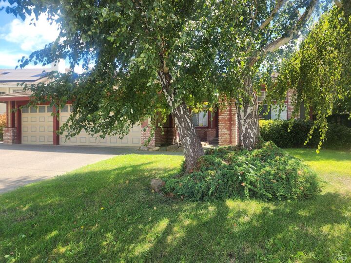Property Photo: 523 El Camino Drive CA 94533
