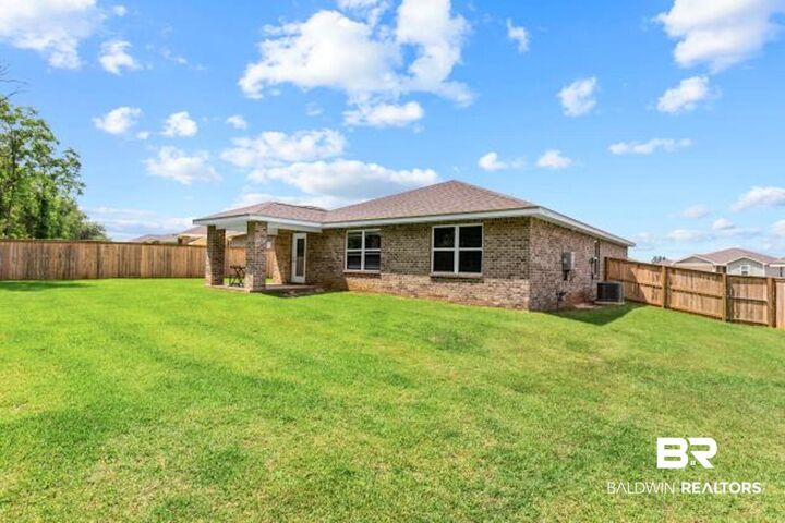 Property Photo:  2606 E Windmere Drive  AL 36575 
