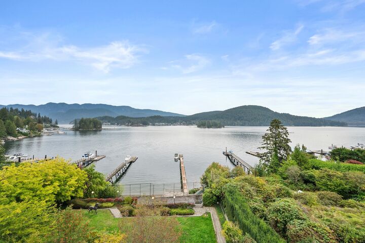 Property Photo: 828 Beachview Drive BC V7G 1R1