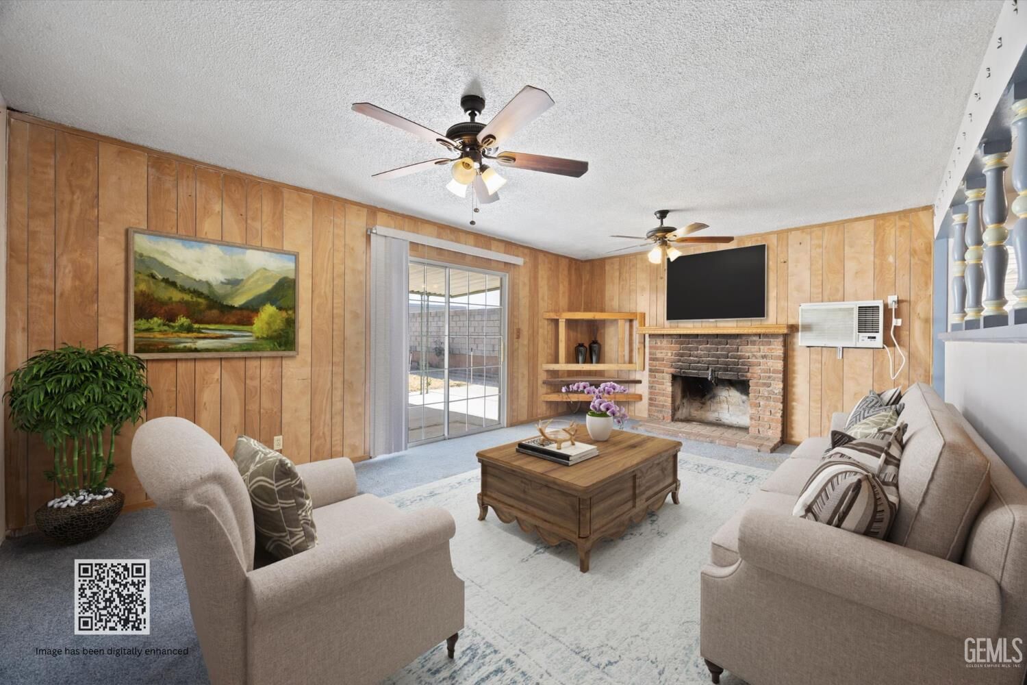 Property Photo:  205 Suzanne Lane  CA 93268 