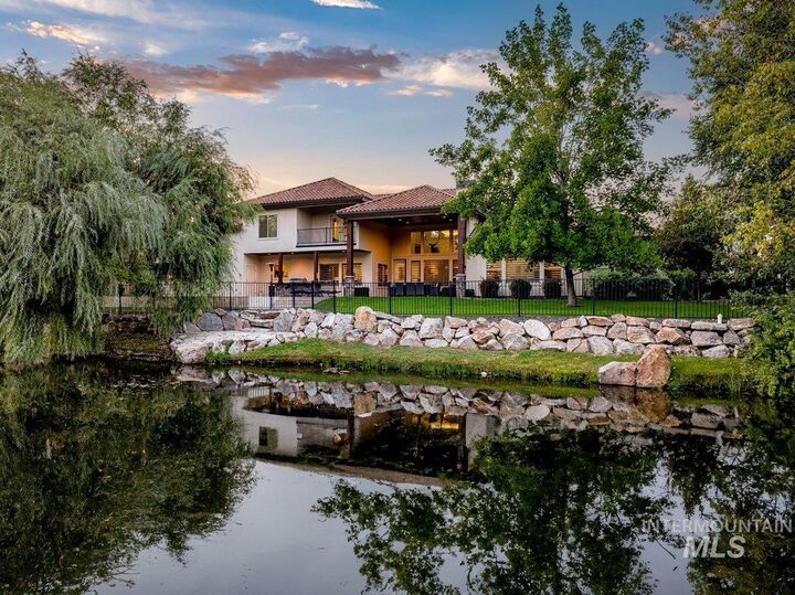 Property Photo:  875 W Watersford Dr  ID 83616 