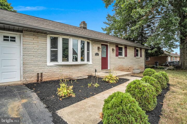 Property Photo:  3575 Lewisberry  PA 17404 