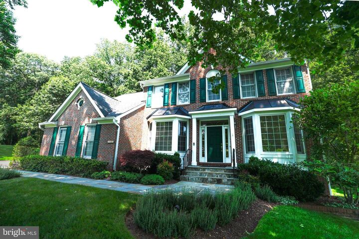 Property Photo:  6408 Jumet Court  VA 22039 