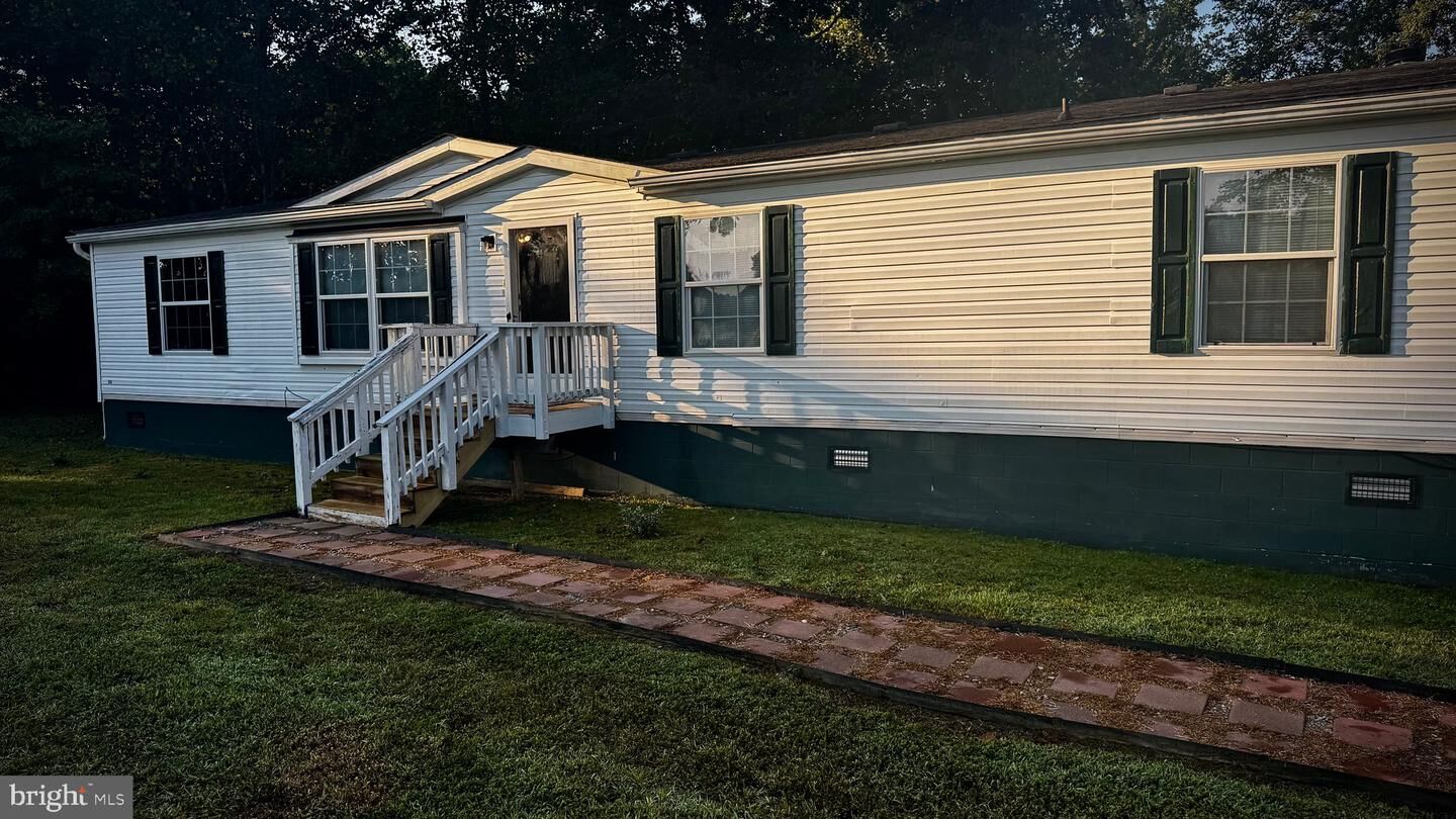 Property Photo:  20479 Kings  VA 22520 