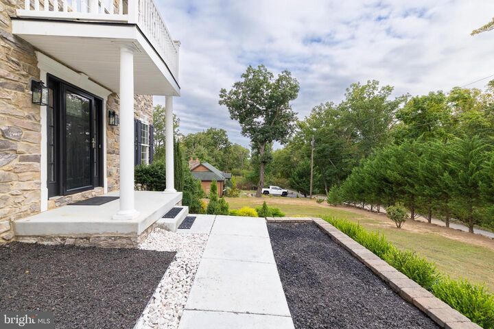 Property Photo: 438 Mountain Falls Boulevard VA 22602