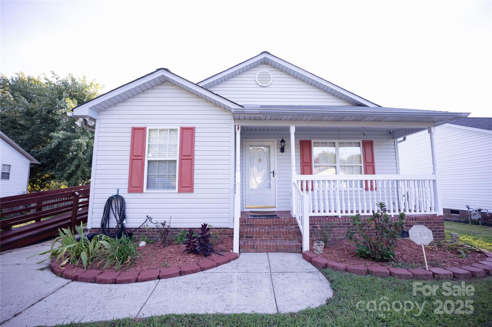 Property Photo: 376 Brookgreen Place NW NC 28027