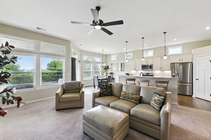 Property Photo:  1387 Lake Run Drive  OH 45036 