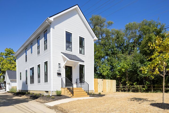 Property Photo:  580 Crestview Road  OH 43202 