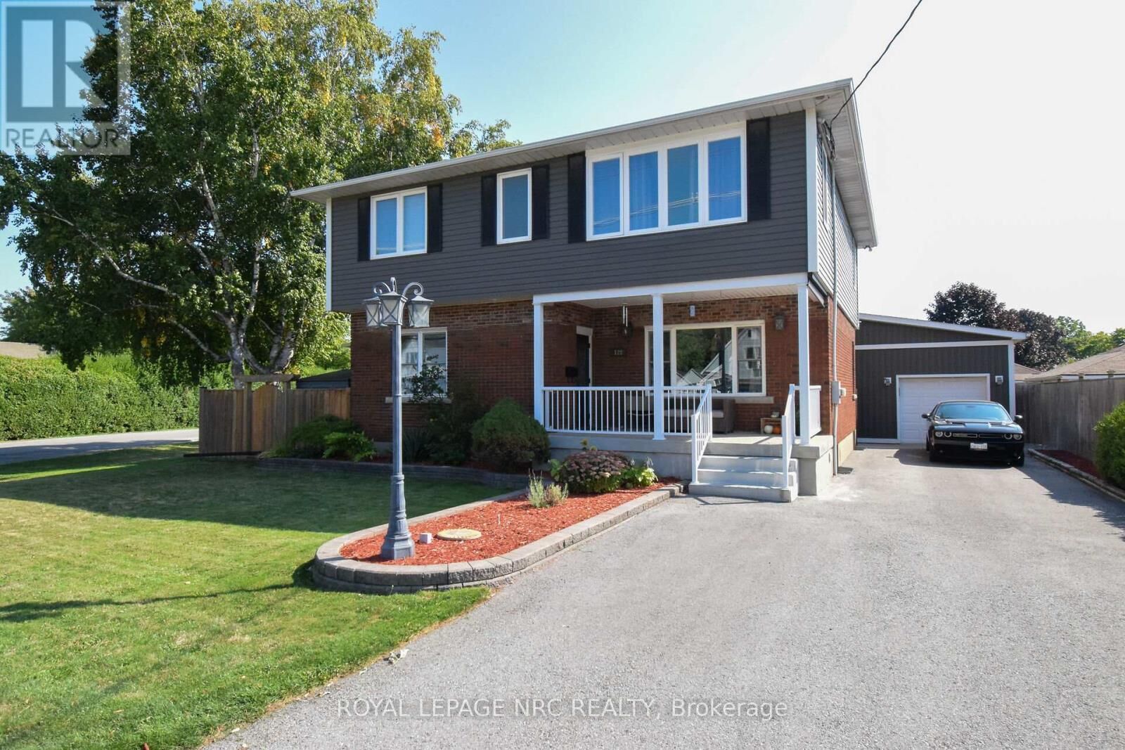 Photo de la propriété: 128 Haig Street ON L2R 6L2