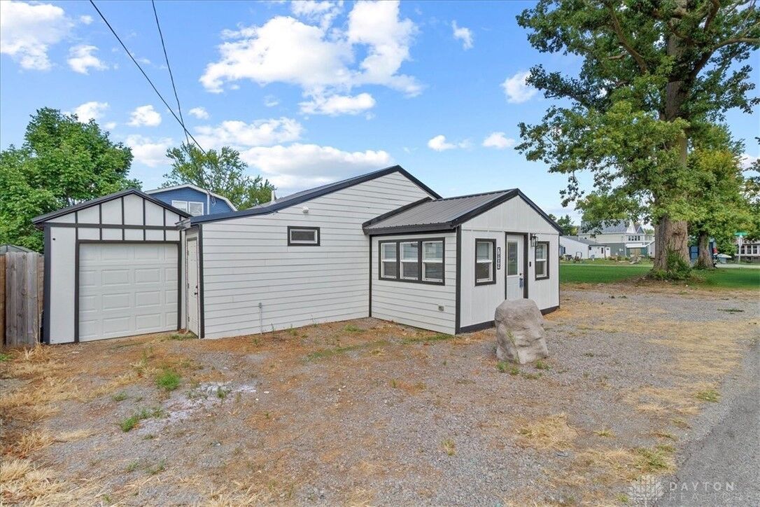 Property Photo:  7809 Maple Street  OH 43348 