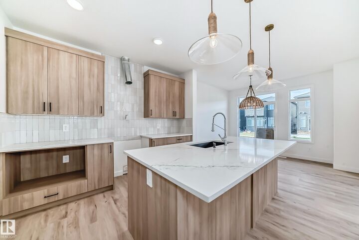 Property Photo:  4239 206 Street NW  AB T6M 3E3 