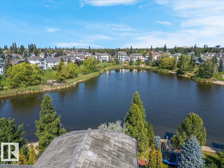 Property Photo:  138 Twin Brooks Cove Cove NW  AB T6J 6W6 