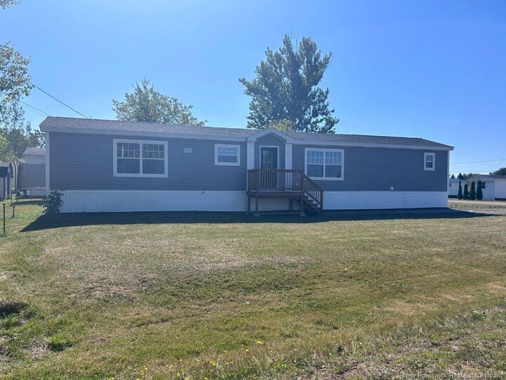 Property Photo:  27 Dupuis Avenue  NB E1H 1E2 
