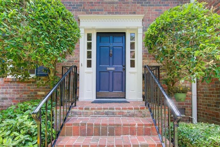 Property Photo: 1105 Clairemont Avenue GA 30030