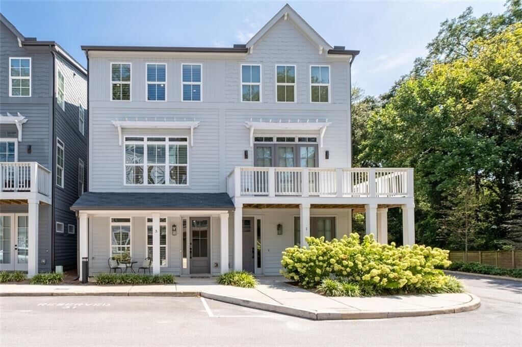 Property Photo:  3 Becker Place NW  GA 30307 