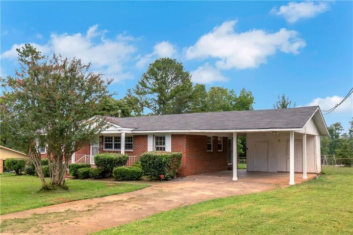 Property Photo:  1416 Spellman Avenue  GA 30223 