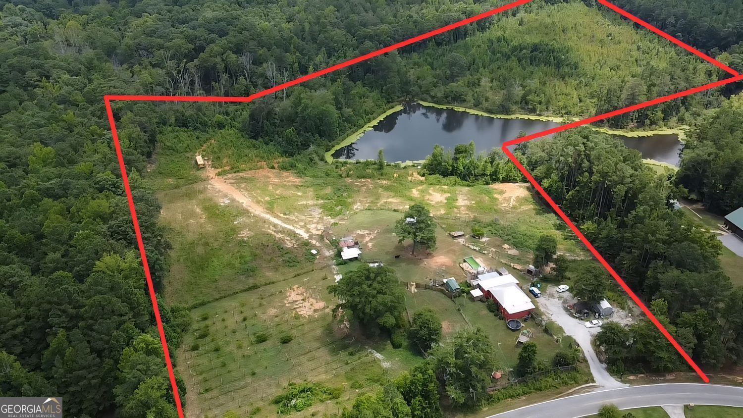 Property Photo: 415 Tapley Road GA 30180