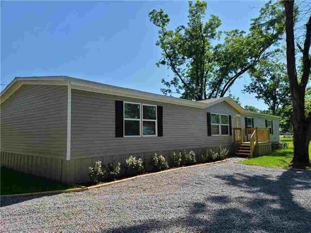 Property Photo:  2008 Airbase Road  LA 71303 