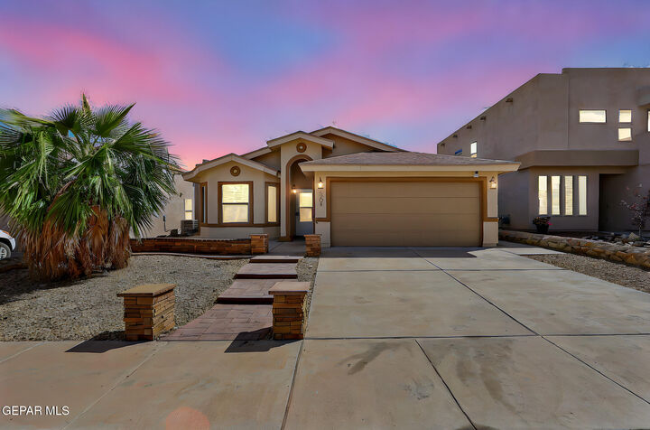 Property Photo:  4908 Silver Ranch Avenue  TX 79934 
