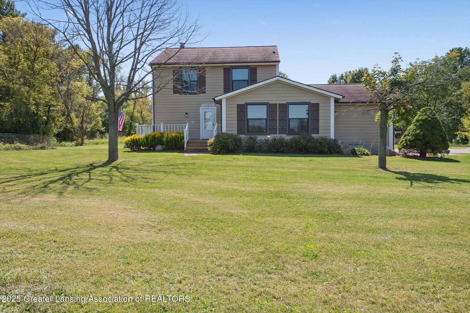 Property Photo:  2185 W Barnes Road  MI 48854 