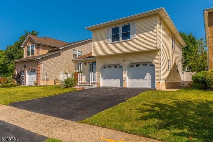 Property Photo:  2281 Copper Hill Dr  NJ 07083 