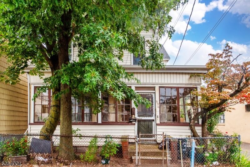 Property Photo: 356 Henry St NJ 07050