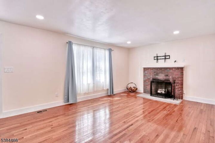 Property Photo: 26 Skyline Lake Dr NJ 07456