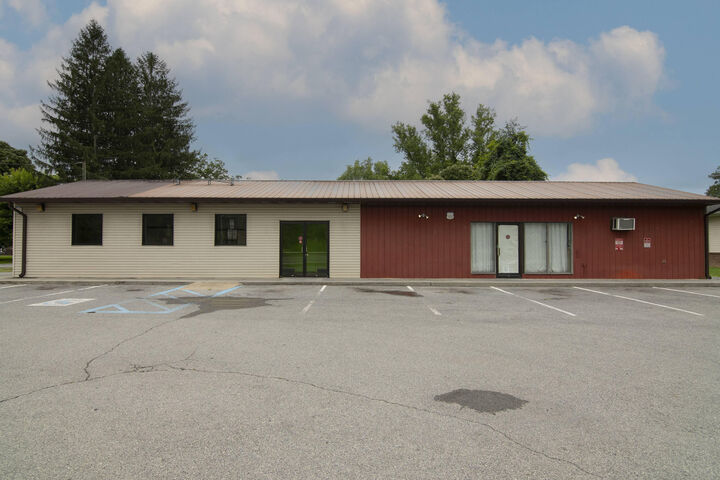 Property Photo:  1931 Alta Dr  WV 24910 